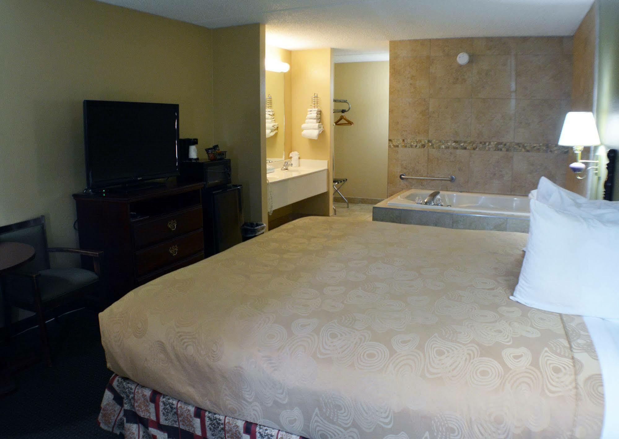 Angel Inn Near Imax, A Travelodge By Wyndham Branson Kültér fotó