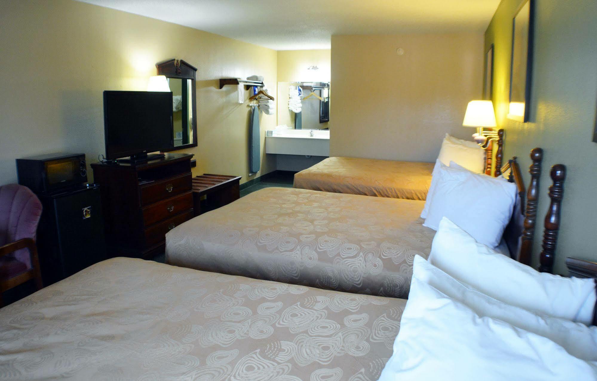 Angel Inn Near Imax, A Travelodge By Wyndham Branson Kültér fotó
