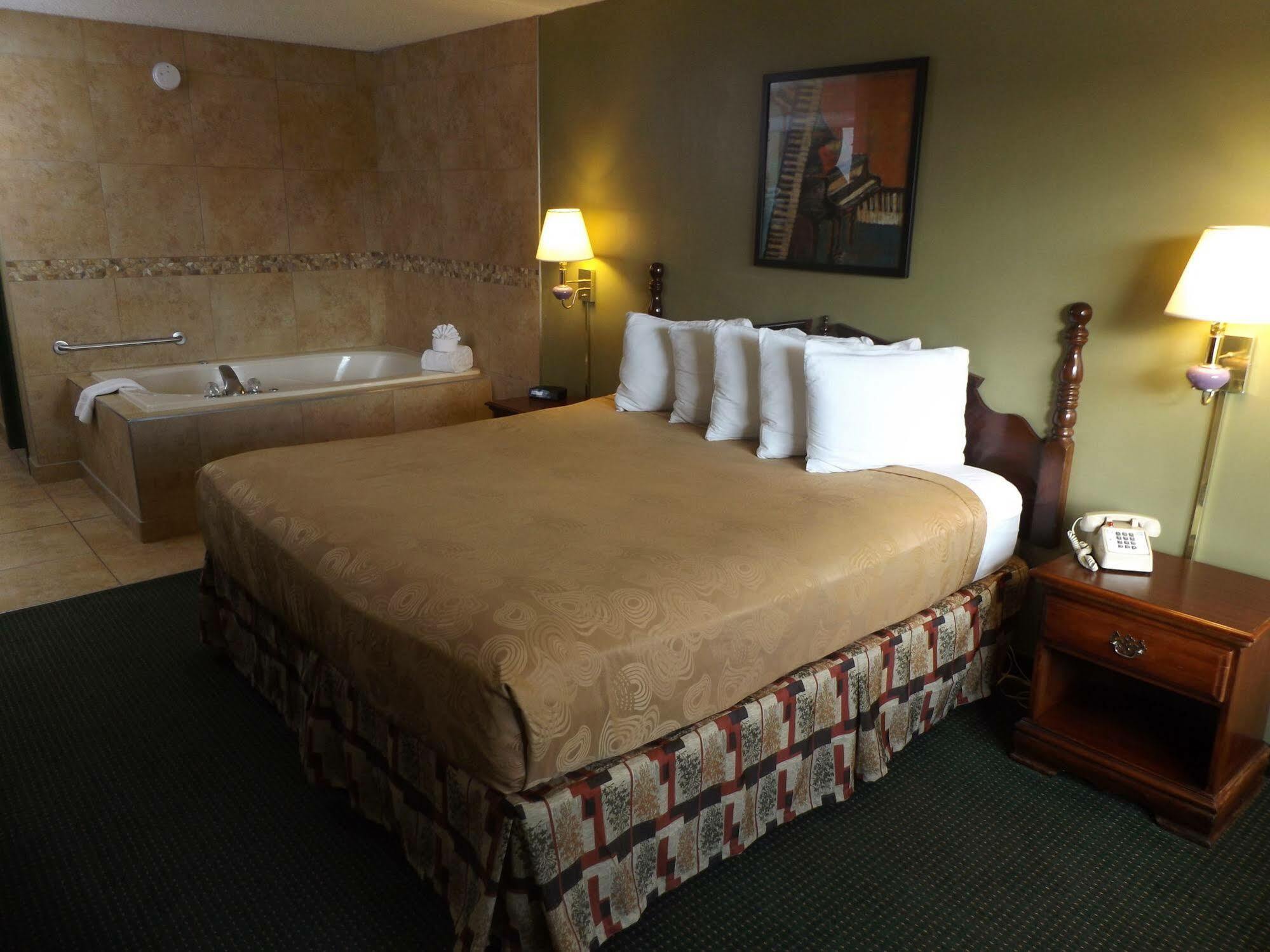 Angel Inn Near Imax, A Travelodge By Wyndham Branson Kültér fotó